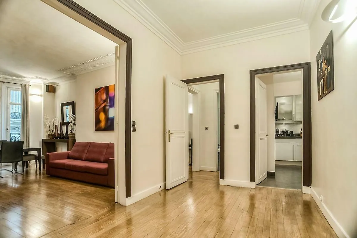 Rue Arsene Houssaye In باريس
